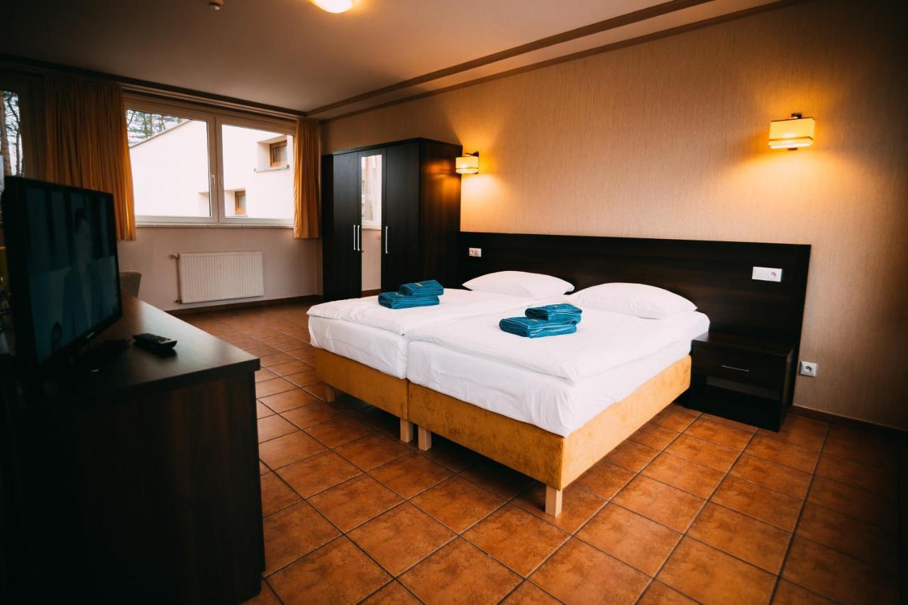 Wodnik Turawa Hotel Luaran gambar